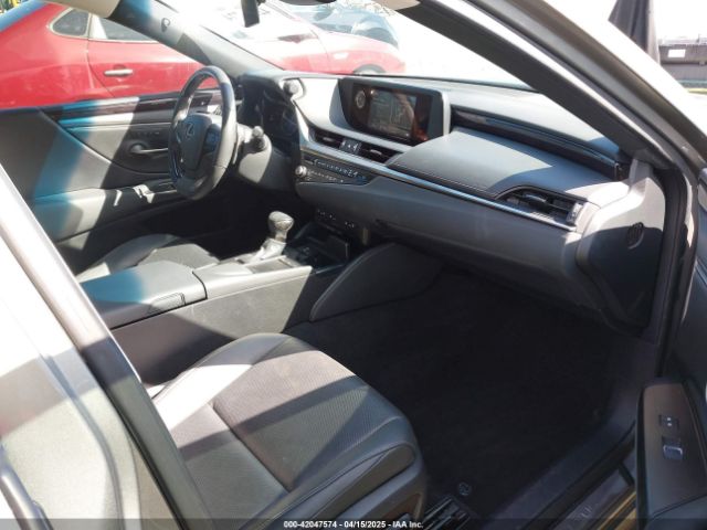 58AD11D19MU003070 Lexus ES 250
