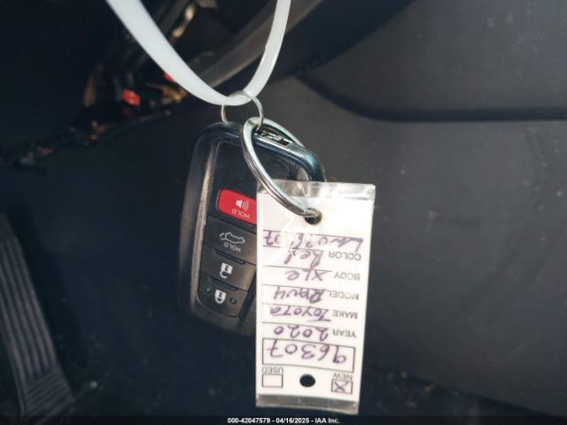 2T3C1RFV7LW096307 Toyota Rav4 Xle Premium