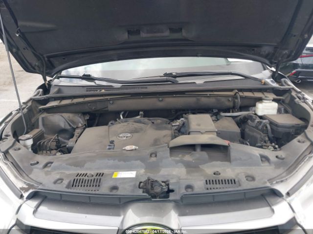 5TDKZRFH5KS572312 Toyota Highlander Xle