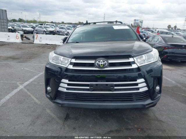 5TDKZRFH5KS572312 Toyota Highlander Xle