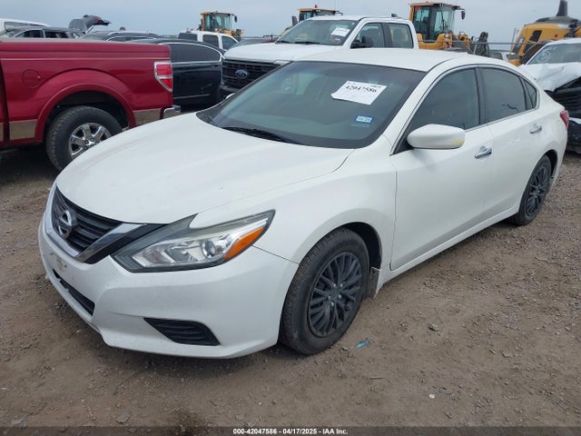 Nissan Altima 2.5 S 2017 1N4AL3AP2HC252423 Image 2