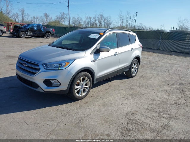 1FMCU0GDXHUB27848 Ford ESCAPE SE