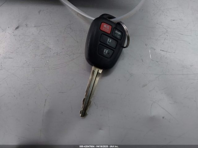5YFBURHE8EP071168 Toyota Corolla Le Plus
