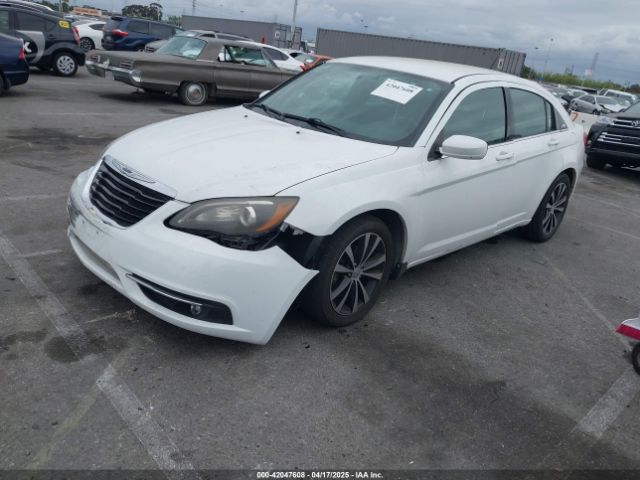 2012 CHRYSLER 200 1C3CCBBG2CN264035 Photo 1