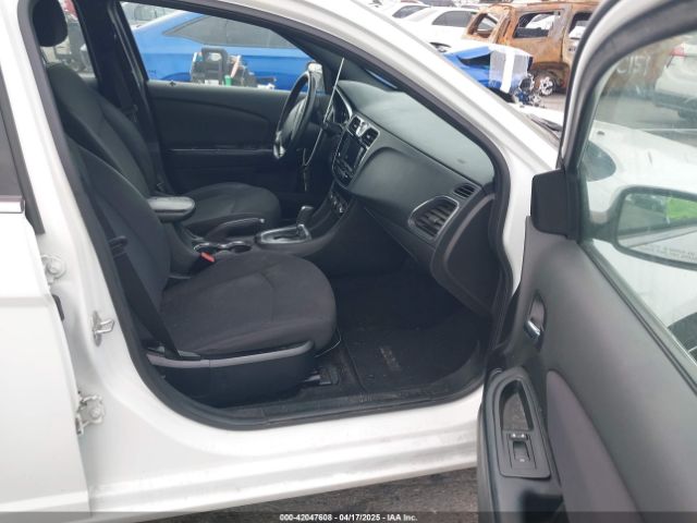 2012 CHRYSLER 200 1C3CCBBG2CN264035 Photo 4