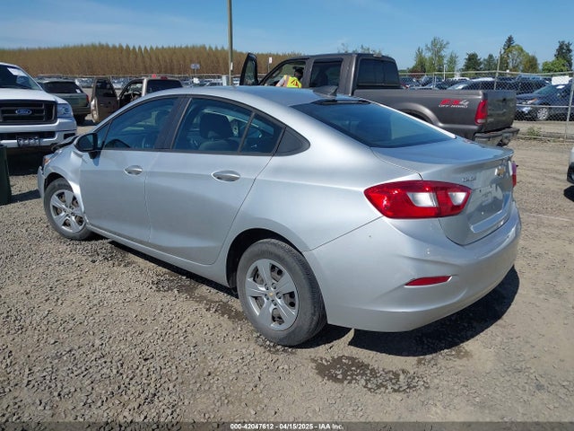 1G1BC5SM3J7158105 Chevrolet Cruze Ls Auto