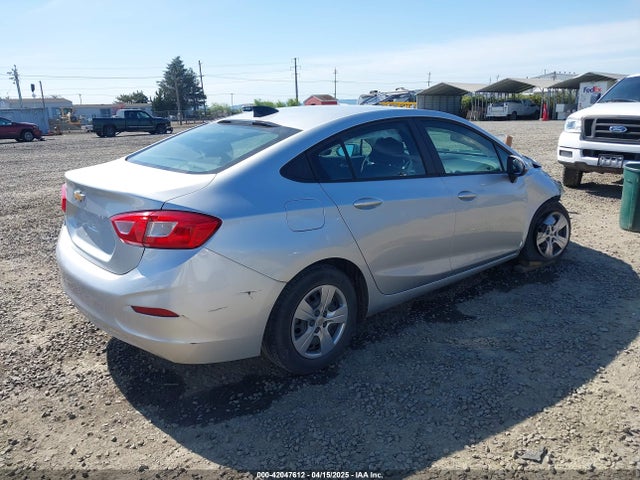 1G1BC5SM3J7158105 Chevrolet Cruze Ls Auto