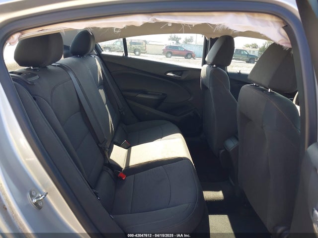 1G1BC5SM3J7158105 Chevrolet Cruze Ls Auto