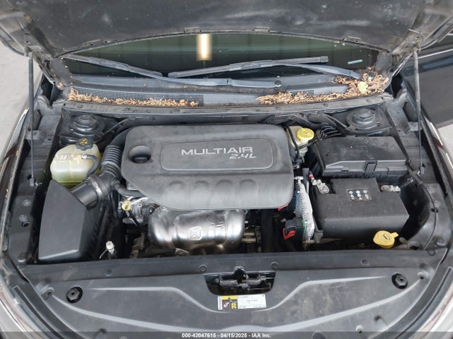 1C3CCCAB9FN591600 Chrysler 200 Limited