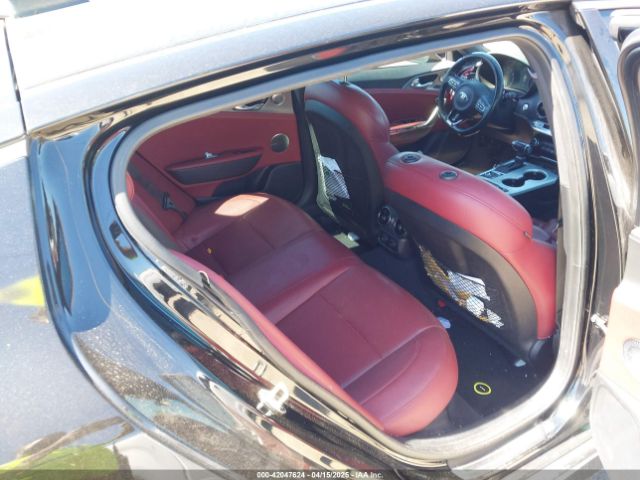 KNAE45LC0J6018135 KIA Stinger Gt1