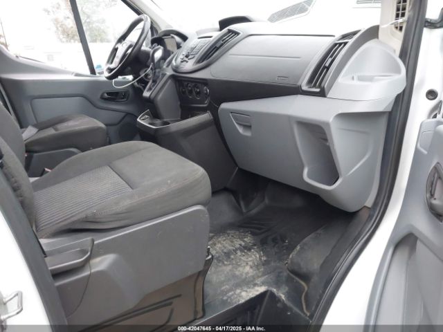 1FTYR2CM3HKA39670 Ford Transit-250