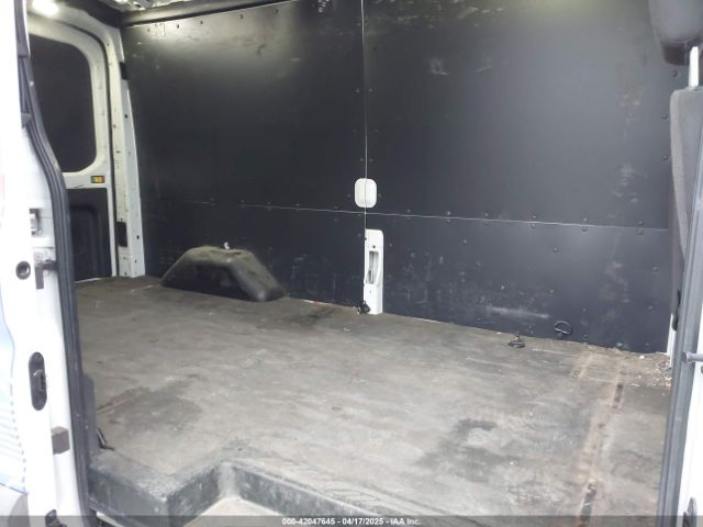 1FTYR2CM3HKA39670 Ford Transit-250