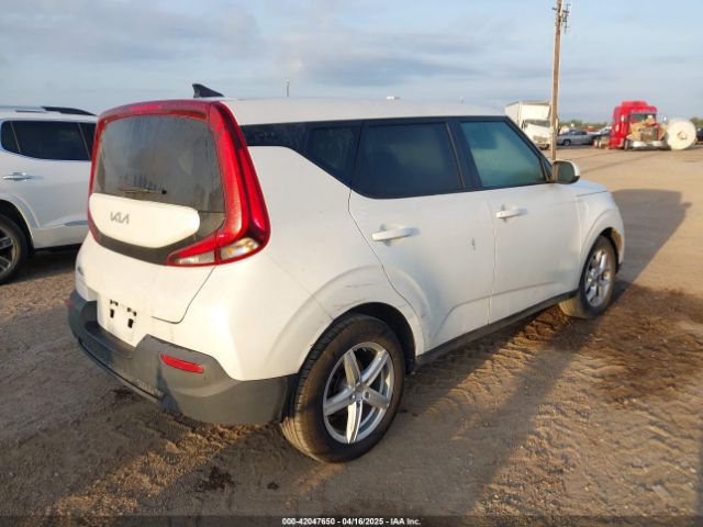 KNDJ23AU3N7833047 KIA SOUL LX