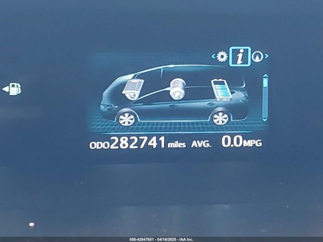 JTDZN3EUXGJ055176 Toyota Prius V Three