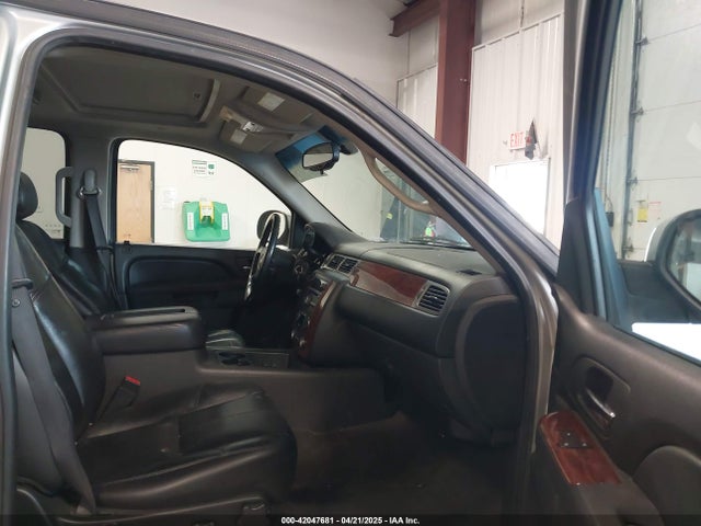 Продажа на аукционе авто 2010 Chevrolet Tahoe Lt, vin: 1GNUKBE08AR259016, номер лота: 42047681