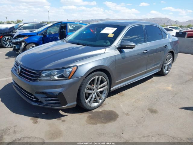 1VWAT7A3XGC036619 Volkswagen Passat 1.8t R-line