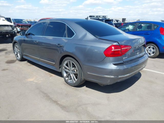1VWAT7A3XGC036619 Volkswagen Passat 1.8t R-line