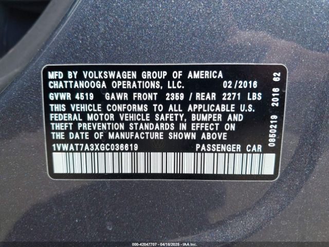 1VWAT7A3XGC036619 Volkswagen Passat 1.8t R-line