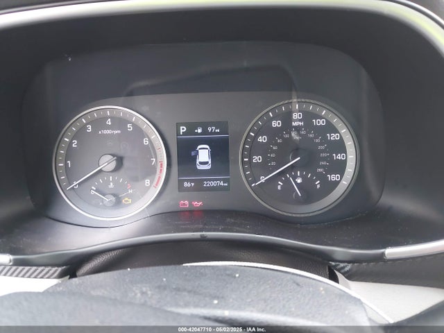 KM8J2CA41KU909597 Hyundai TUCSON SE
