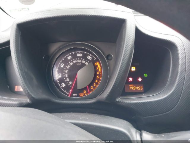 2011 SCION XD JTKKU4B41B1014001 Photo 6
