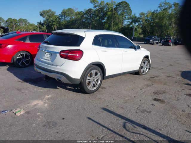 2020 MERCEDES-BENZ GLA 250 WDCTG4EB1LU028522 Photo 3