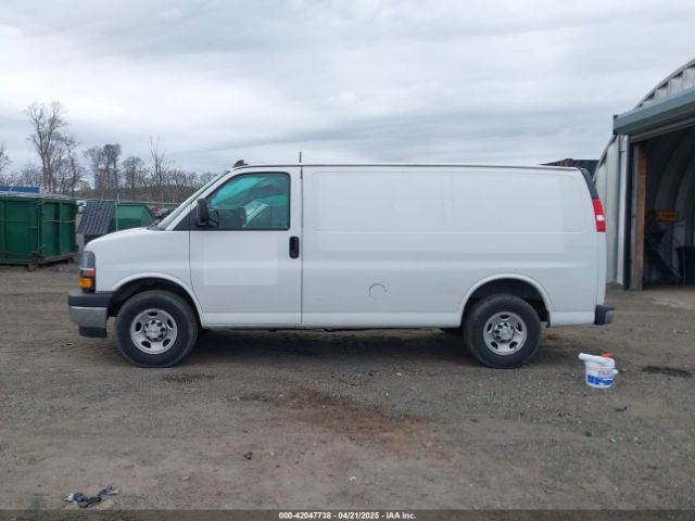 1GCWGAFPXJ1290498 Chevrolet Express 2500 Work Van