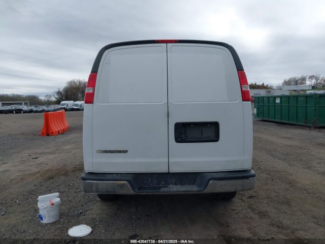 1GCWGAFPXJ1290498 Chevrolet Express 2500 Work Van