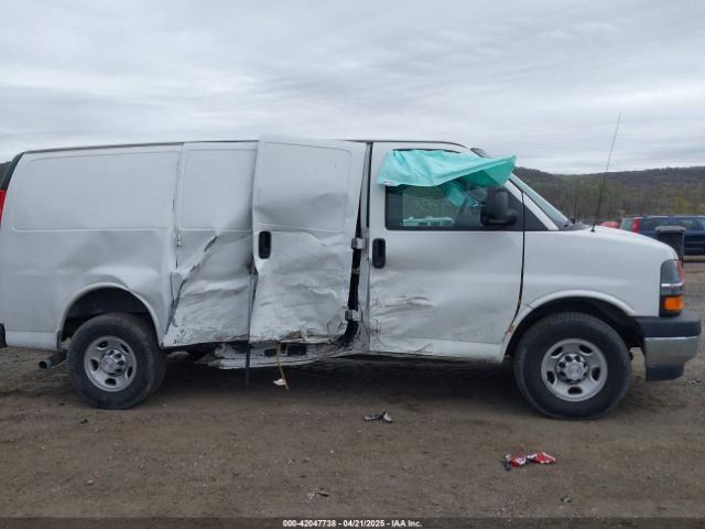 1GCWGAFPXJ1290498 Chevrolet Express 2500 Work Van