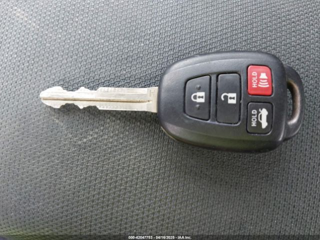5YFBURHE2KP884503 Toyota COROLLA LE