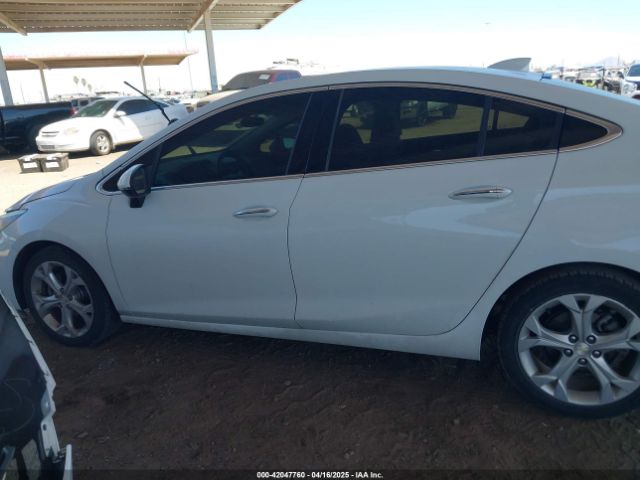 1G1BF5SM5H7104483 Chevrolet Cruze Premier Auto