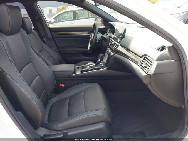 1HGCV1F30KA101706 Honda Accord Sport