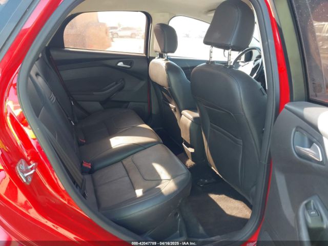 1FADP3F2XGL256037 Ford FOCUS SE