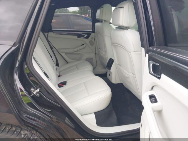 WP1AG2A56RLB38089 Porsche MACAN S