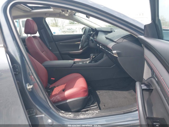 3MZBPBCM3RM416565 Mazda Mazda3 2.5 S Carbon Edition
