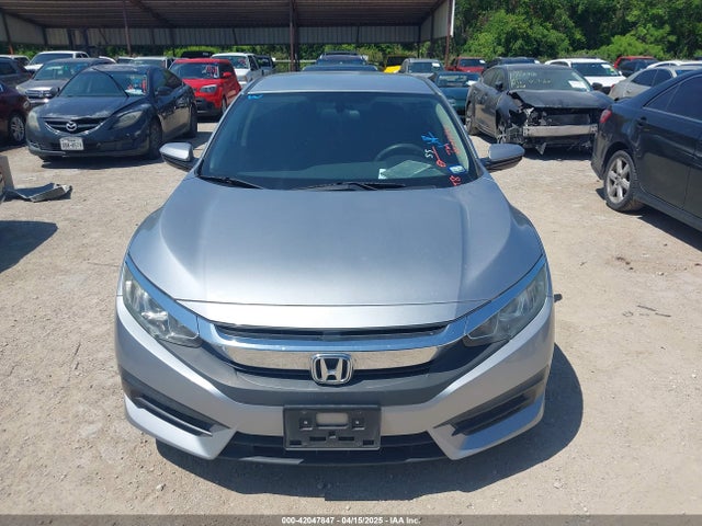 19XFC2F53JE042512 Honda Civic Lx