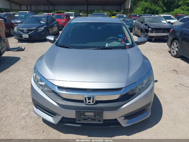 19XFC2F53JE042512 Honda Civic Lx