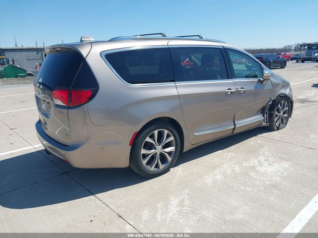 2C4RC1GG9HR611685 Chrysler Pacifica