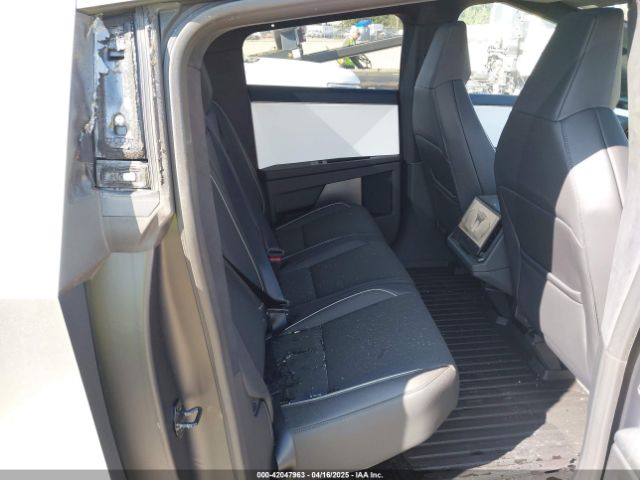 2024 TESLA CYBERTRUCK 7G2CEHEEXRA038555 Photo 7