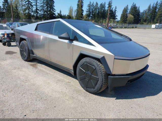 2024 TESLA CYBERTRUCK 7G2CEHEE1RA036094