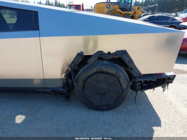 2024 TESLA CYBERTRUCK 7G2CEHEE1RA036094 Photo 5