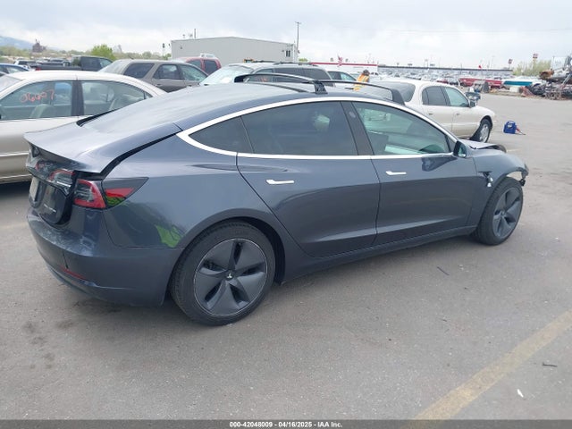 2020 TESLA MODEL 3 5YJ3E1EB1LF639055 Photo 3