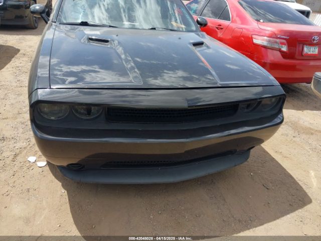 2C3CDYAG5EH153735 Dodge Challenger Sxt