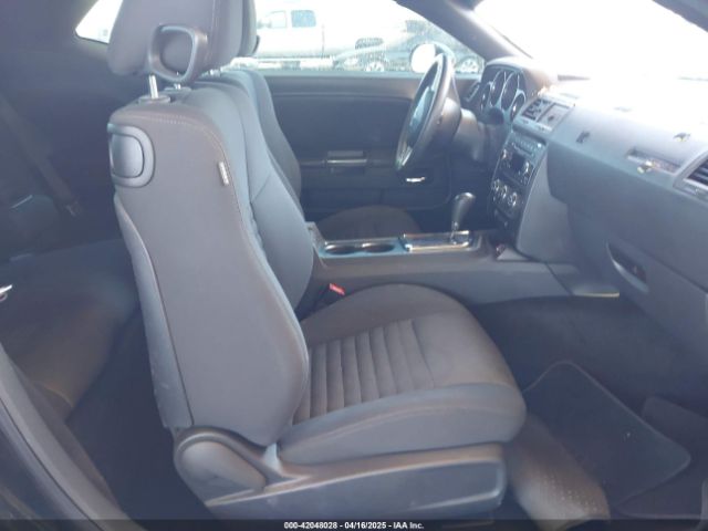 2C3CDYAG5EH153735 Dodge Challenger Sxt