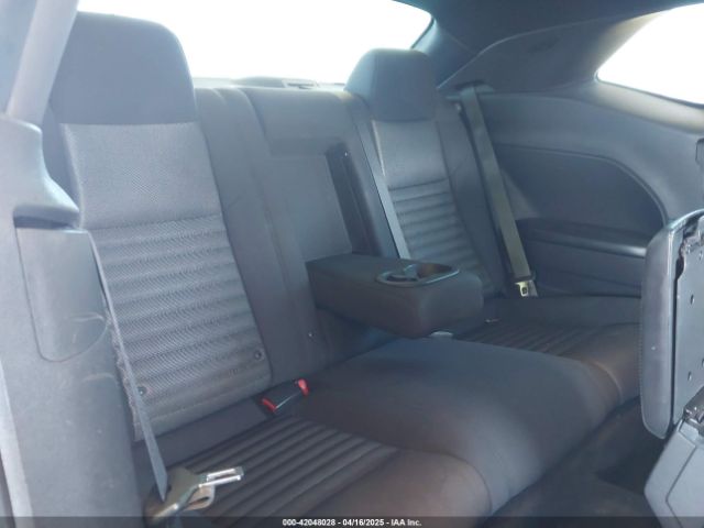 2C3CDYAG5EH153735 Dodge Challenger Sxt