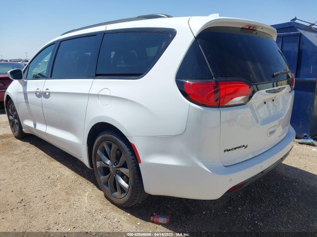 2C4RC1BGXKR567162 Chrysler Pacifica Touring L