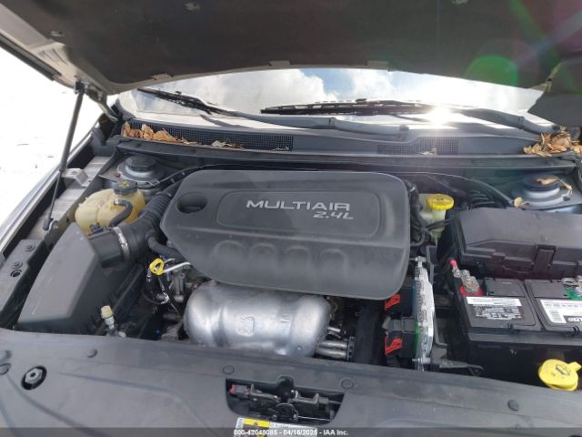 1C3CCCBB1FN646524 Chrysler 200 S