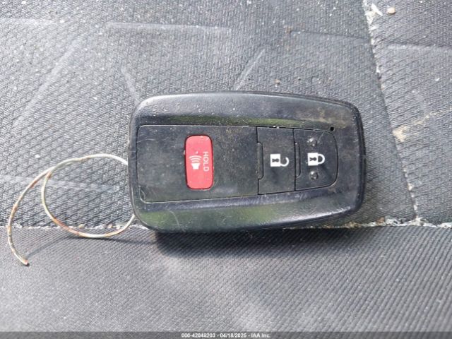 2T3P1RFV0NC279408 Toyota Rav4 Xle