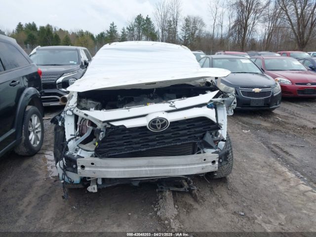 2T3P1RFV0NC279408 Toyota Rav4 Xle
