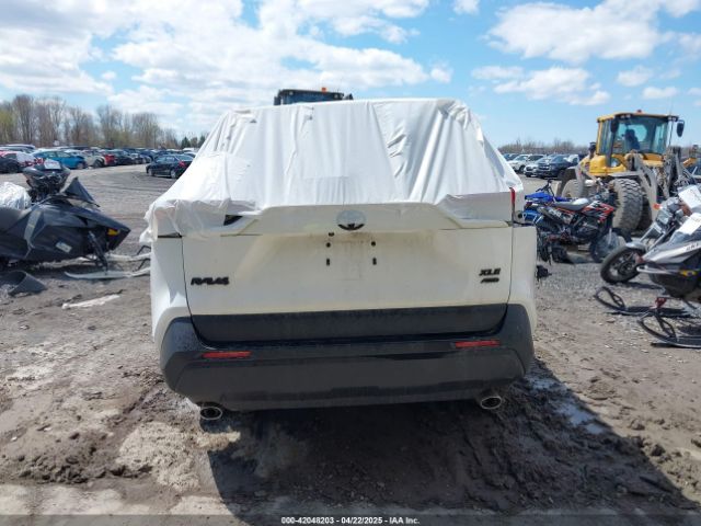 2T3P1RFV0NC279408 Toyota Rav4 Xle