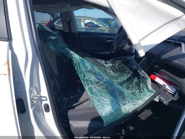 2T3P1RFV0NC279408 Toyota Rav4 Xle